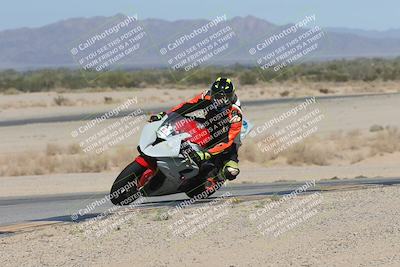 media/Oct-02-2025-Racers Edge (Thu) [[2c91cb6ab3]]/3-B Group/Session 1-Turn 9 Inside (1020am)/